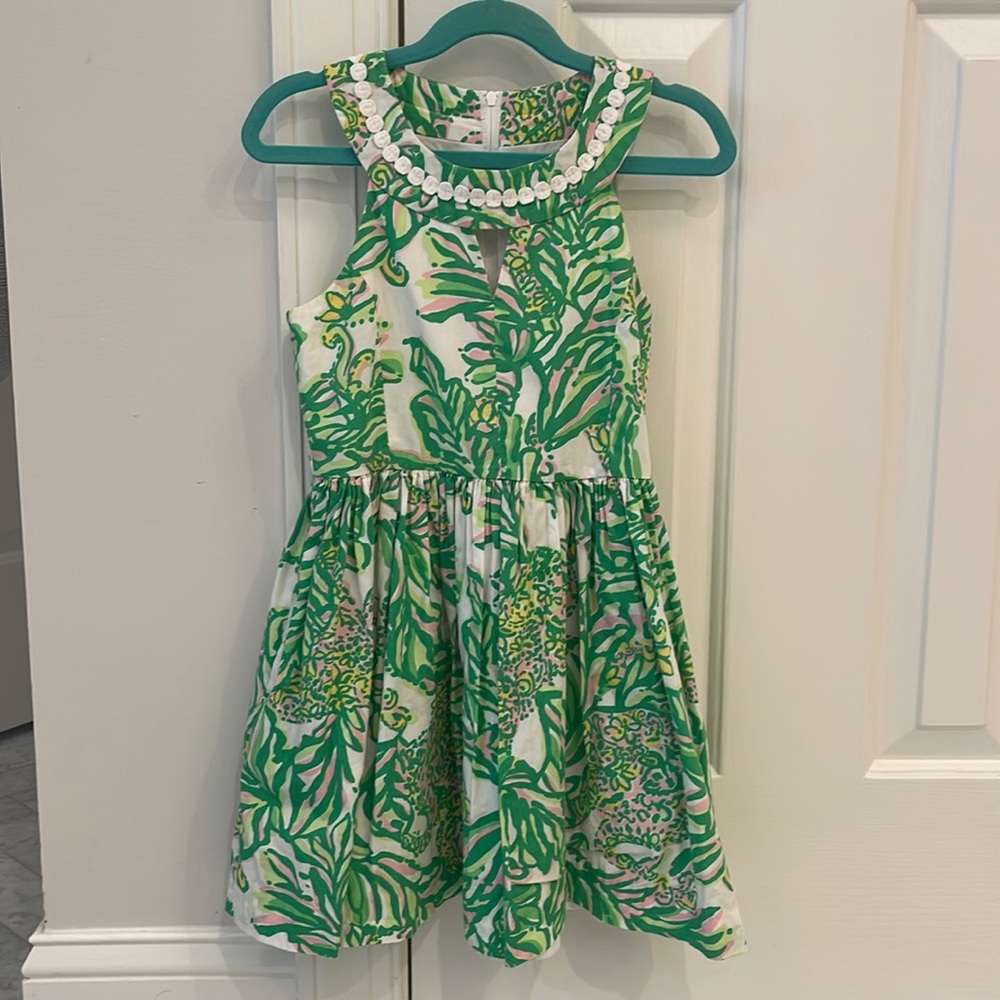 Lily Pulitzer size 8